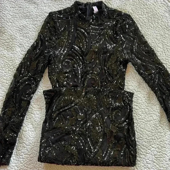 Lovesong Midi Sequin Formal Dress size Small - Picture 1 of 7